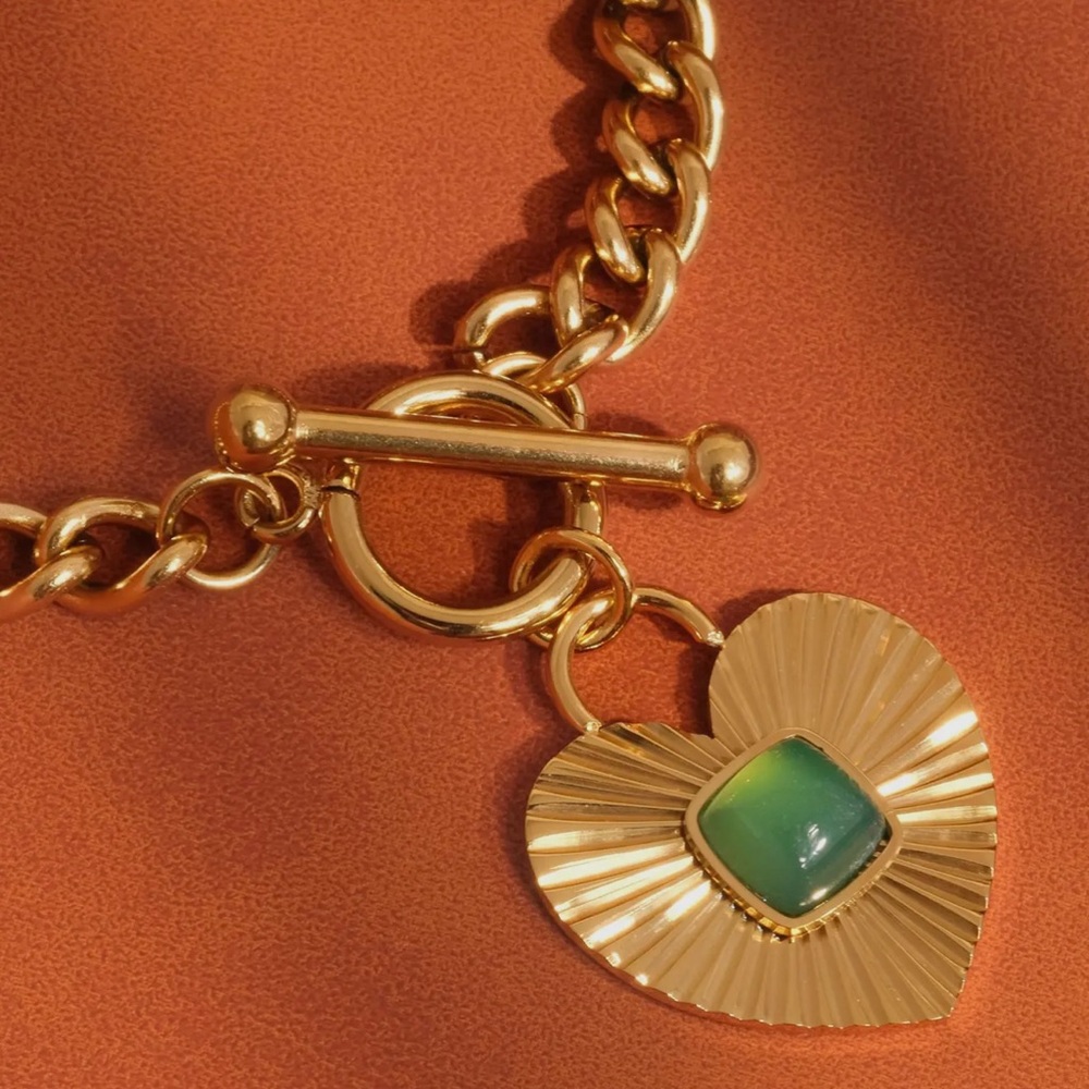 Après 18K Gold Non-Tarnish Green Heart Chain Necklace